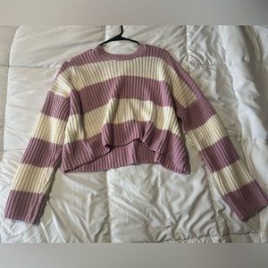 Oversized knit sweater. Size Large